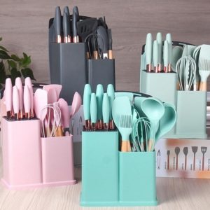 Kuhinjski Set Pribora 18 Delova