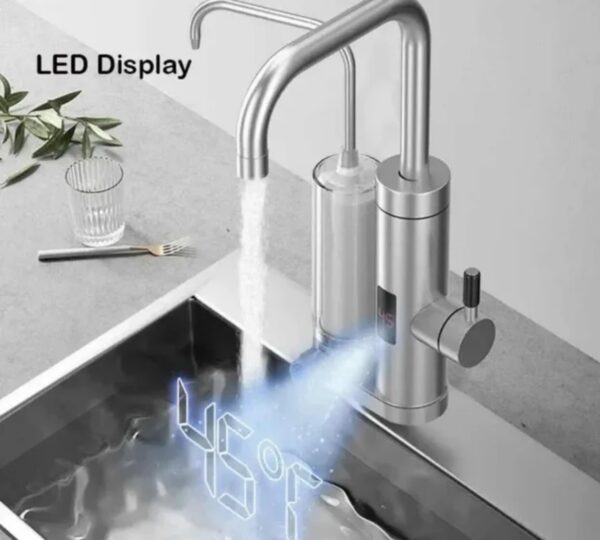 Bojler sa slavinom 3300W – greje i filtrira