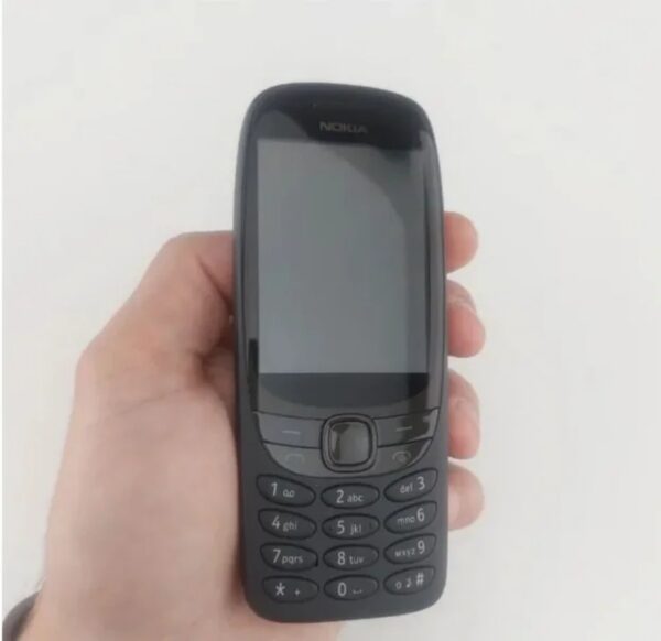 Nokia 6310 - klasičan i izdržljiv telefon